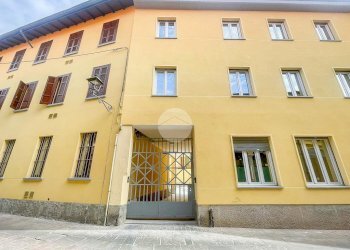 Two-room apartment Via Achille Grandi, Cormano - photo 12