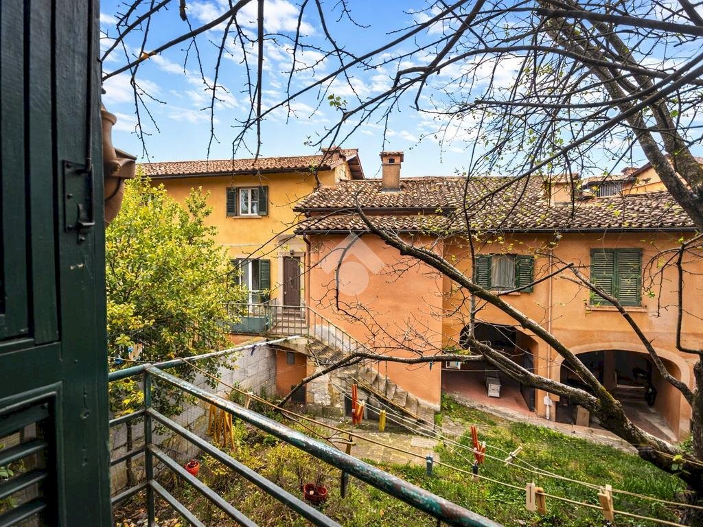 Semi-detached house Via Istituto Oneto, Novi Ligure - photo 1