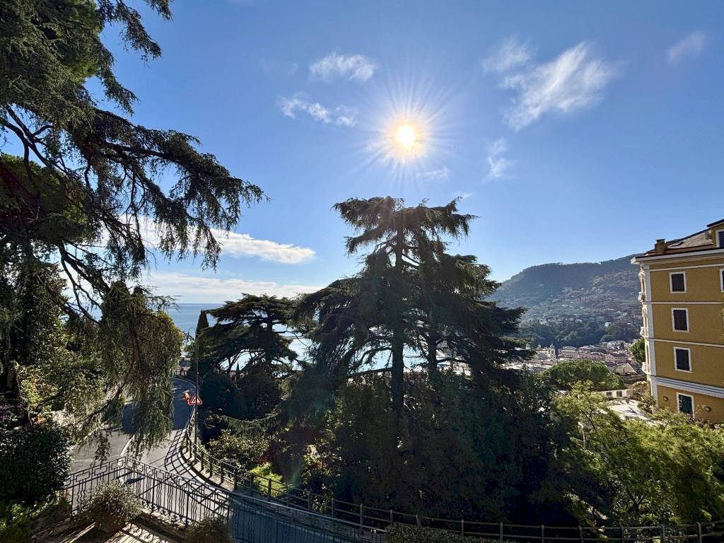 Vista - Quadrilocale via San Lorenzo, 4, Santa Margherita Ligure - foto 3
