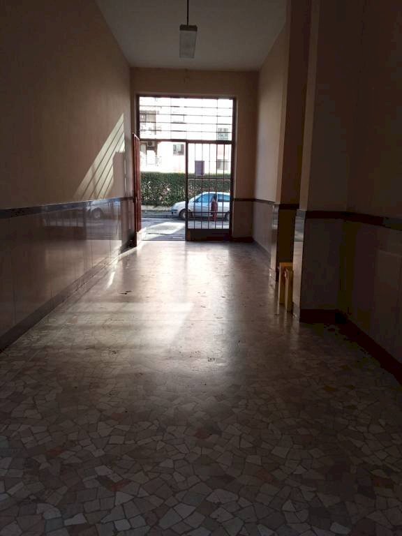 Interno palazzo - Box via Salbertrand, 83/9, Torino (zona Parella) - foto 3