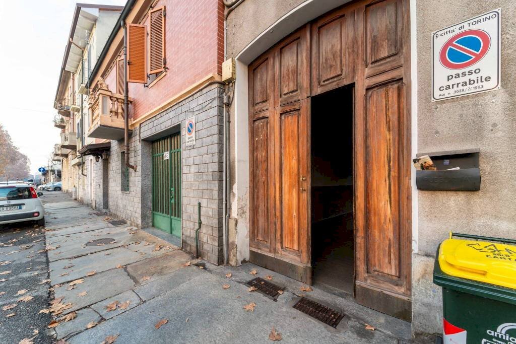 Zona - Bilocale corso Tortona, 42, Torino (zona Vanchiglietta) - foto 2