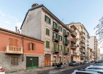 Facciata - Bilocale corso Tortona, 42, Torino (zona Vanchiglietta) - foto 1
