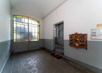 Interno palazzo - Bilocale corso Tortona, 42, Torino (zona Vanchiglietta) - foto 3