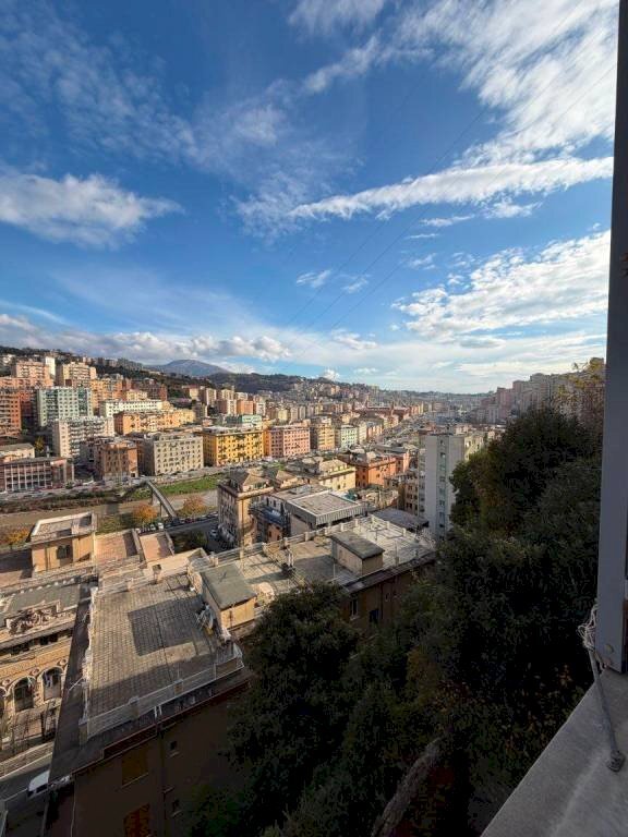 Vista - Four-room apartment via Leonardo Montaldo, 11A, Genova (neighborhood Marassi) - photo 2