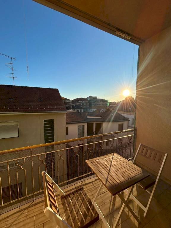 Terrazzo - Trilocale via Agordat, 18, Vercelli - foto 1