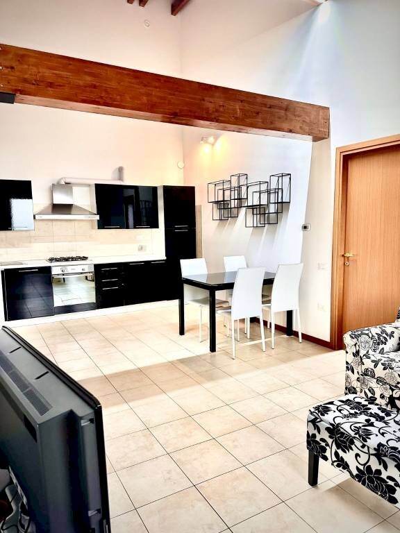 Cucina - Attico via Enrico Mattei, 13/1, Bologna (zona San Vitale) - foto 2