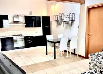 Cucina - Attico via Enrico Mattei, 13/1, Bologna (zona San Vitale) - foto 2