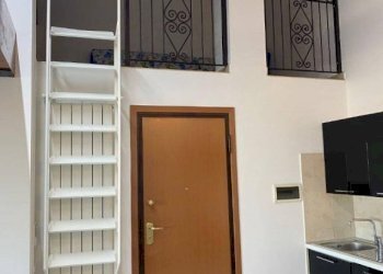 Ingresso - Attico via Enrico Mattei, 13/1, Bologna (zona San Vitale) - foto 7