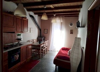Cucina - Trilocale via alle Scuole, 75, Berbenno di Valtellina - foto 5