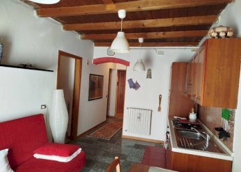 Cucina - Trilocale via alle Scuole, 75, Berbenno di Valtellina - foto 2