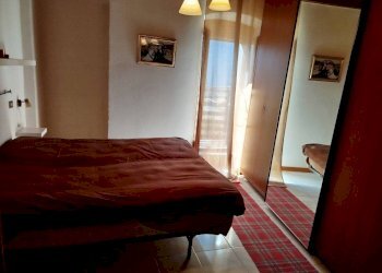 Camera da letto - Three-room apartment via alle Scuole, 75, Berbenno di Valtellina - photo 13