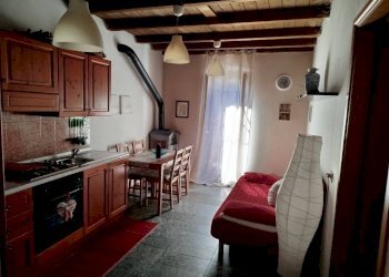 Cucina - Trilocale via alle Scuole, 75, Berbenno di Valtellina - foto 1