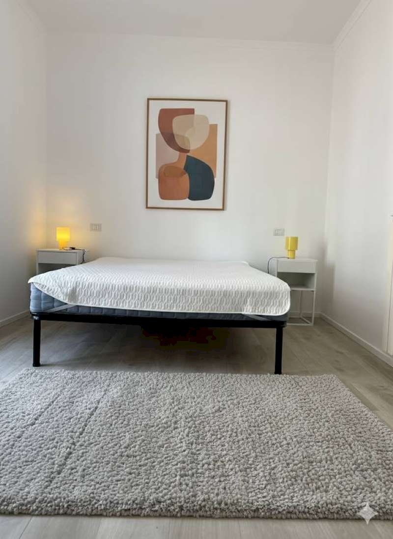 camera da letto - Bilocale via Angelo Bellani, 22, Roma - foto 1