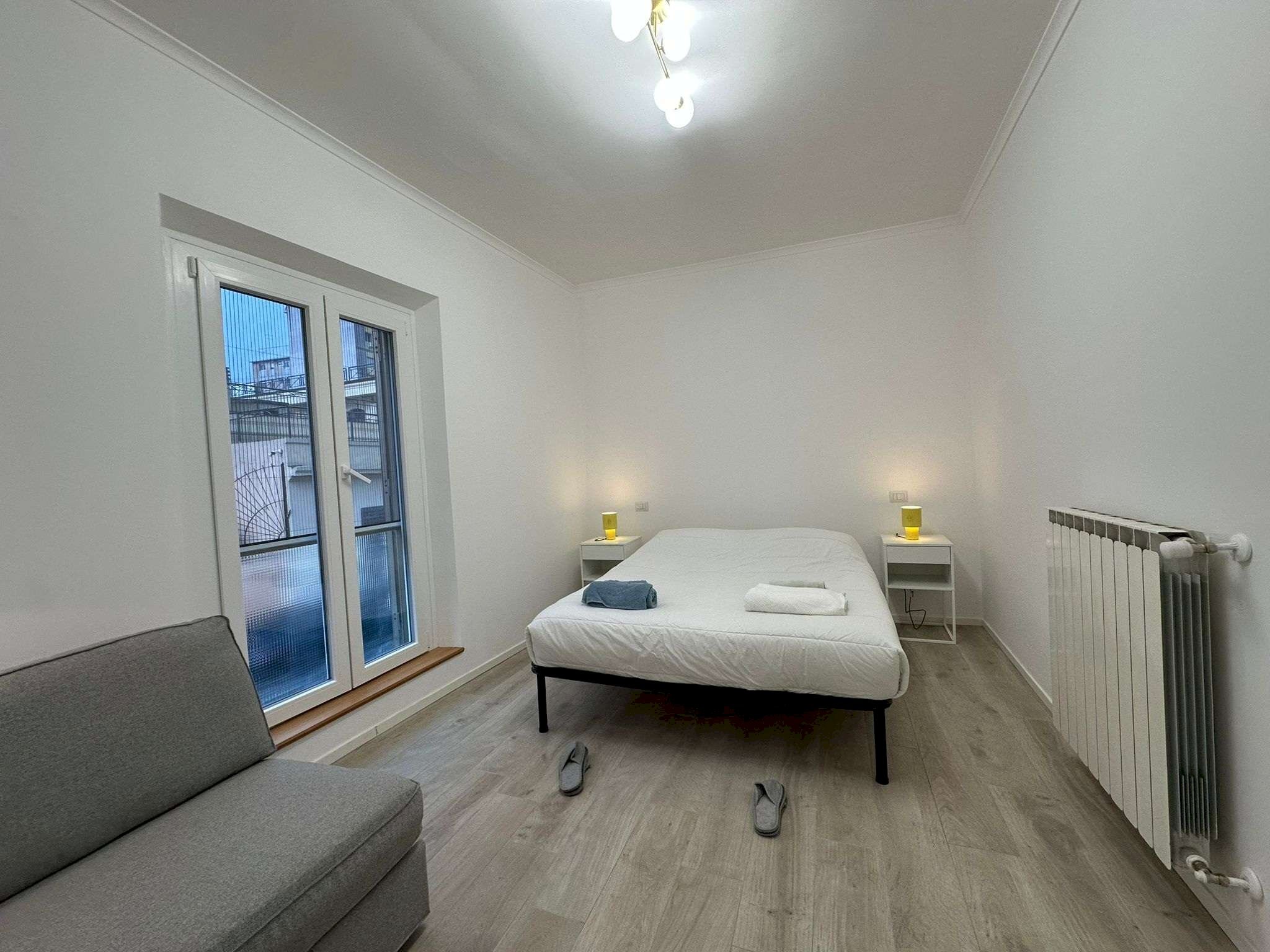 camera da letto - Bilocale via Angelo Bellani, 22, Roma - foto 1