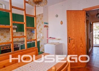 Cucina - Trilocale via Sant'Anna, Roburent - foto 4