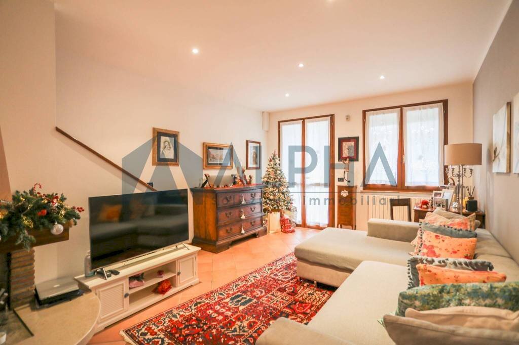 Salone - Independent house piazzale Roberto Ruffilli, Roncofreddo - photo 1