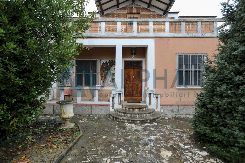 Facciata - Villa via Marano, Forlì - foto 1