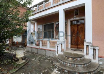 Facciata - Villa via Marano, Forlì - foto 7