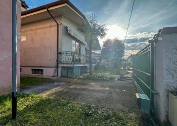 ESTERNI - Villa VIA BATTISTI 40, Chiopris-Viscone - foto 4