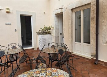 20251001_135540.jpg - Trilocale Via della Amalfitania 58, Siracusa - foto 1