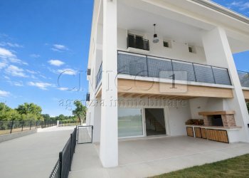 Vista retro - Casa indipendente Via Ponte 56, Castegnero - foto 5