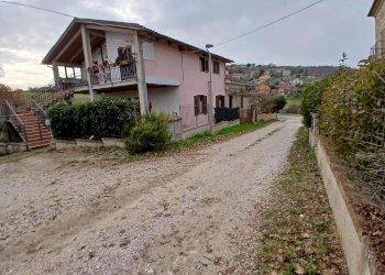 38bfff54-fc61-462b-b66f-a3120d26bfc1.jpg - Porzione di casa Sismano, Avigliano Umbro - foto 20