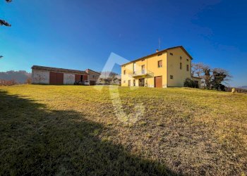 E1905FF8-5AD3-4797-A272-01E2497570A6.jpeg - Casale Staffolo - foto 7