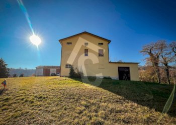 10CA529D-46A0-42A6-9E95-3DA19C5D7CA1.jpeg - Casale Staffolo - foto 12