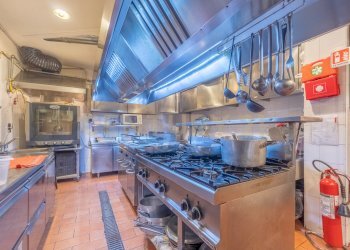 2.jpg - Pizzeria via Rutilio Namaziano 15, Roma - photo 17