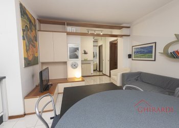 2.3 soggiorno.jpg - Four-room apartment VIALE VILLA GAVOTTI  43, Genova (neighborhood Sestri Ponente) - photo 5