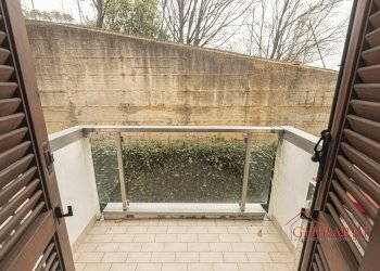 6.0 balcone.jpg - Four-room apartment VIALE VILLA GAVOTTI  43, Genova (neighborhood Sestri Ponente) - photo 19