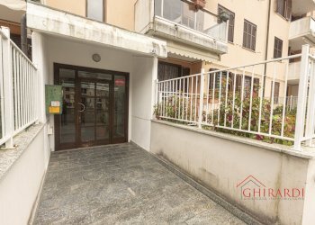 8.0 portone.jpg - Four-room apartment VIALE VILLA GAVOTTI  43, Genova (neighborhood Sestri Ponente) - photo 24