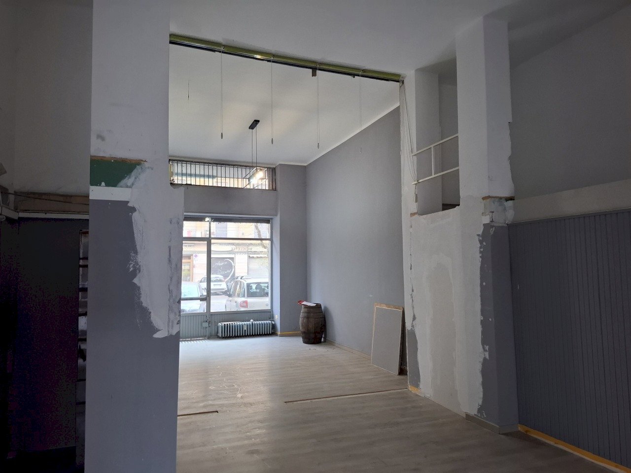 20251110_140233.jpg - Locale Commerciale Torino (zona Vanchiglietta) - foto 3