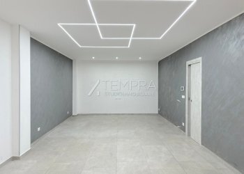 IMG_8062.jpg - Casa indipendente Adrano - foto 1