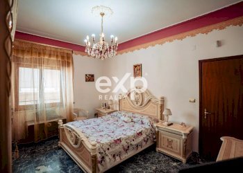 Three-room apartment Via Reggio Campi II tronco Traversa Plutino, Reggio di Calabria - photo 10