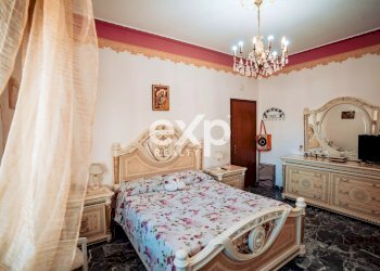 Three-room apartment Via Reggio Campi II tronco Traversa Plutino, Reggio di Calabria - photo 11