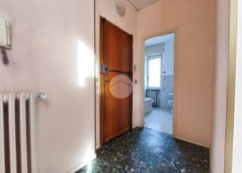 Three-room apartment Via matteotti, Lanzo Torinese - photo 12