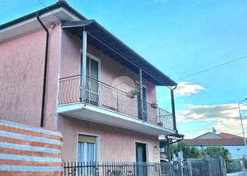 Casa semi indipendente Via Grillarine, Diano Arentino - foto 2