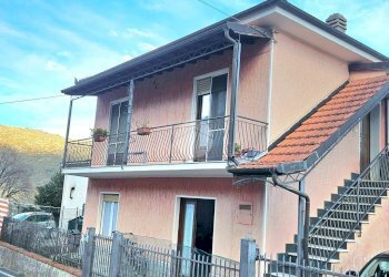 Casa semi indipendente Via Grillarine, Diano Arentino - foto 1