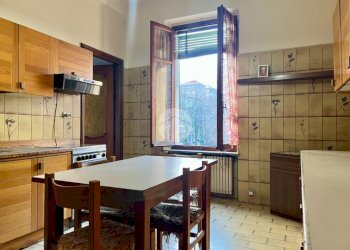 Quadrilocale Viale Emilio Buridani, Venaria Reale - foto 2