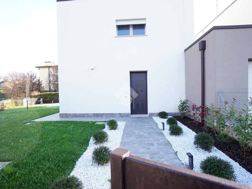 Villa a Schiera Via Fratelli Cervi, Castelnuovo Rangone - foto 1