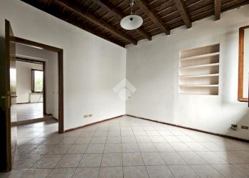 Three-room apartment Via Cassolnovo, Abbiategrasso - photo 14