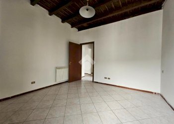 Three-room apartment Via Cassolnovo, Abbiategrasso - photo 16