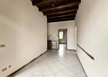 Three-room apartment Via Cassolnovo, Abbiategrasso - photo 18