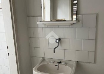 Shop Negozio/ufficio via Isabella Andreini, Bologna (neighborhood San Donato) - photo 6