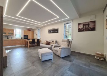 Casa indipendente Modena (zona Circoscrizione 1) - foto 2