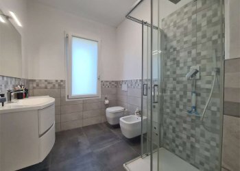 Casa indipendente Modena (zona Circoscrizione 1) - foto 24