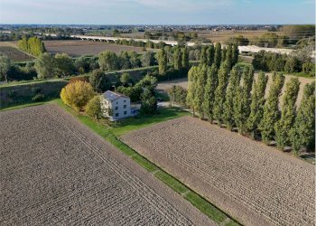 Casa indipendente Modena (zona Circoscrizione 1) - foto 47