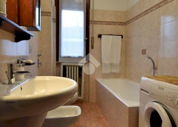Three-room apartment Via Buozzi, Rozzano - photo 21