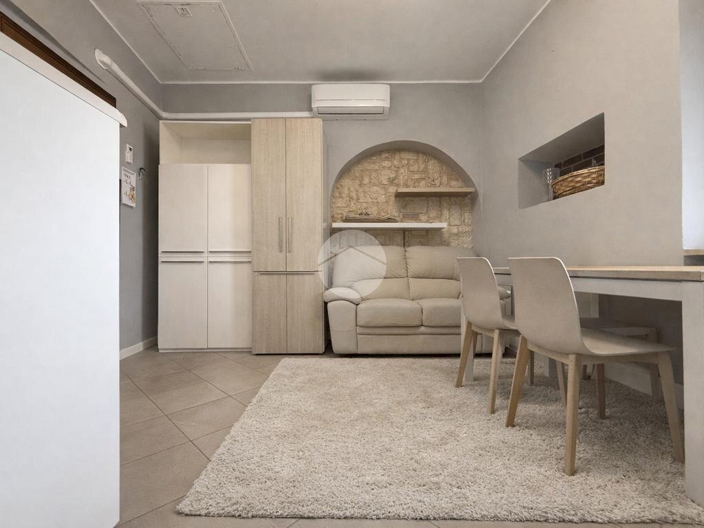 Two-room apartment Piazza S. Zenone, Cambiago - photo 2